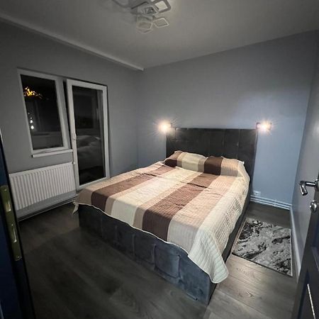 The Urban Hub 2 Apartamento Iasi Exterior foto