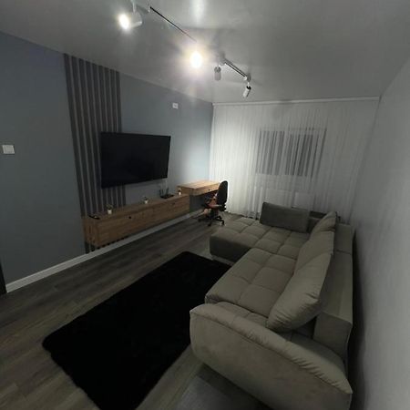 The Urban Hub 2 Apartamento Iasi Exterior foto