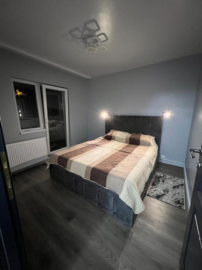 The Urban Hub 2 Apartamento Iasi Exterior foto